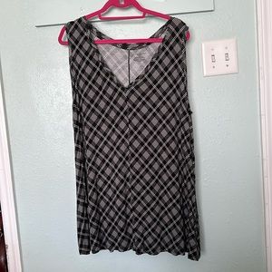 Lane Bryant Plus Size 22 24 Houndstooth Swing Tank Top Sleeveless Black White